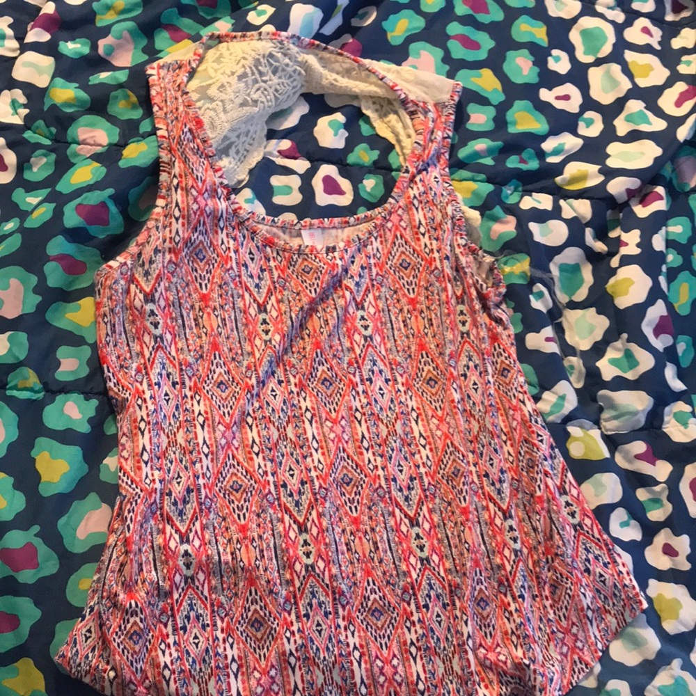 No boundaries silk tank.